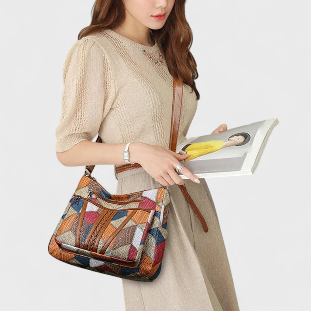 Soraya – Eleganza e praticità in un unico accessorio