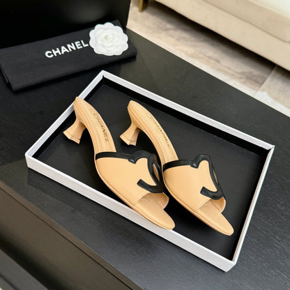 Mules "Rivoli" — Édition Signature