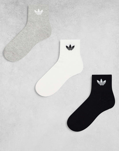 Lot de 6 paires de chaussettes mi-mollet adidas Originals en noir, gris et blanc