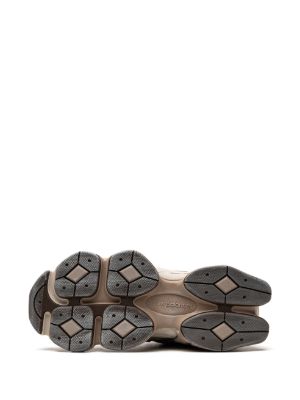 NB 9060 — 'Mushroom Brown'