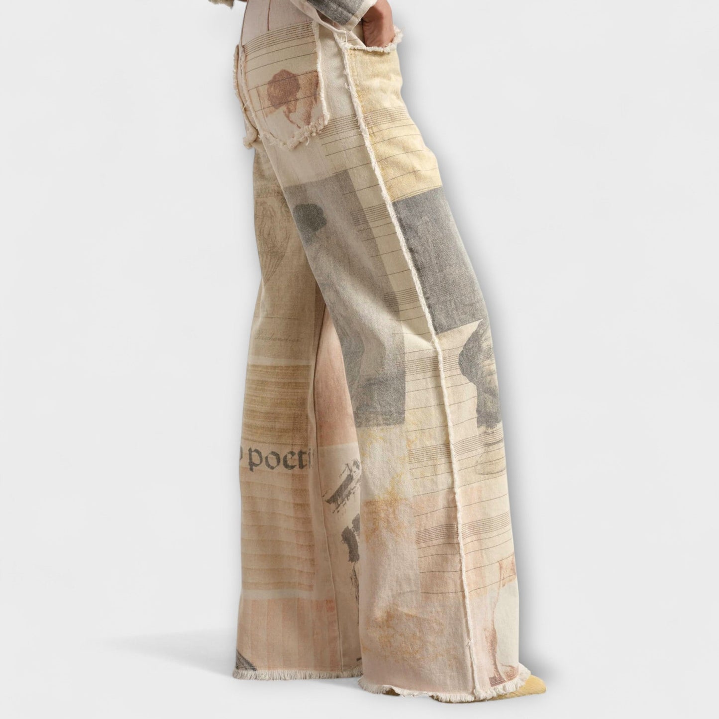 Rhea – Jeans a gamba larga stampate con un tocco vintage