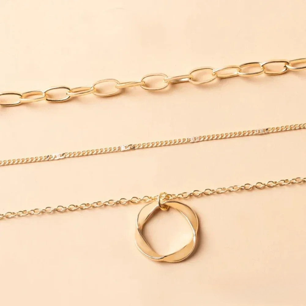 Avine – Collana retro in oro