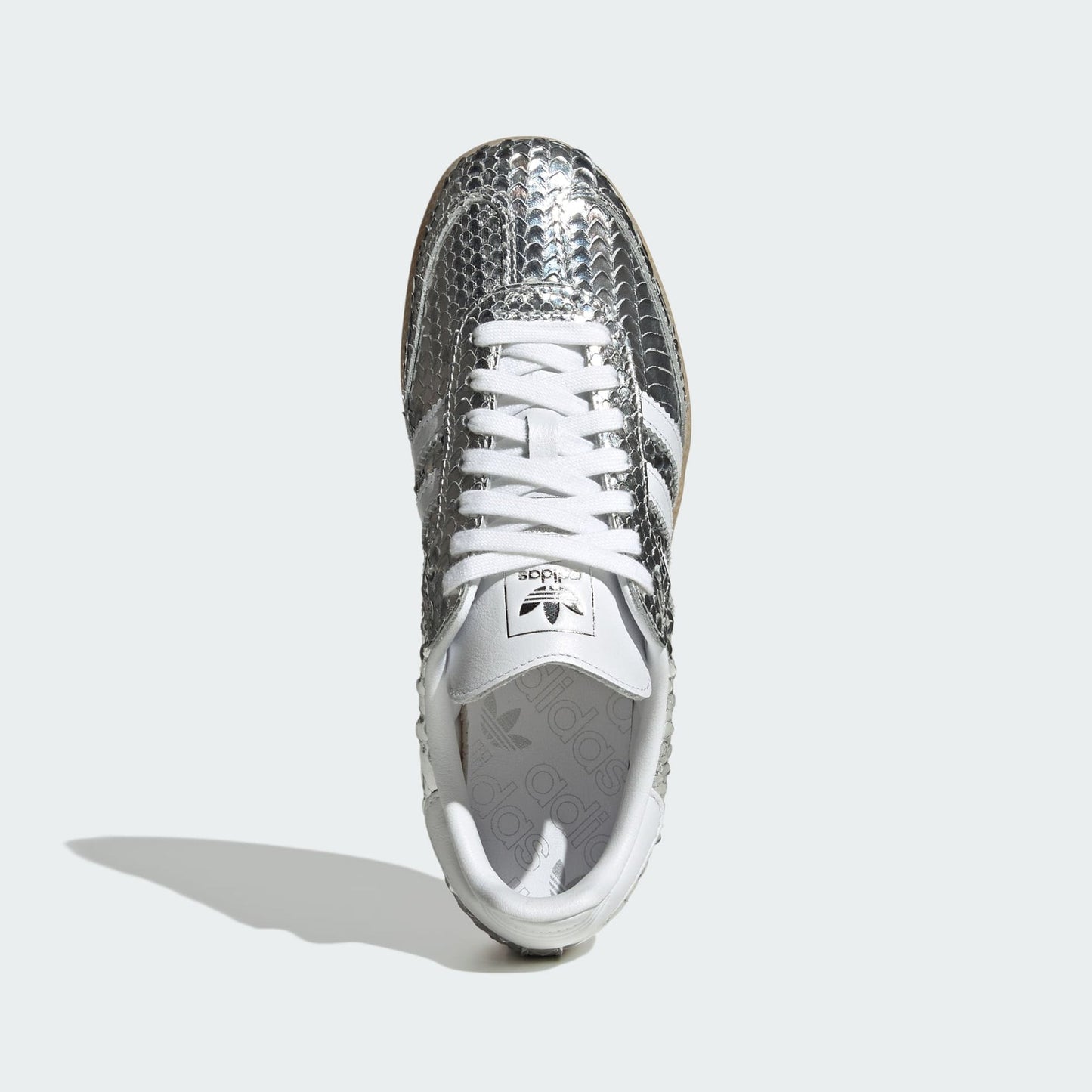 AD Samba OG – Cuir Serpent Argent Métallisé