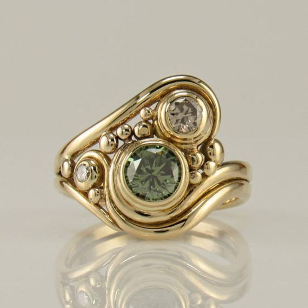 Anello Vintage in Zirconia Verde Dorata