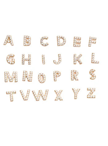 Mikhaela | Orecchini Lettera in Oro 18k