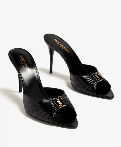 Mules "Vendôme" — Cuir Verni & Boucle Signature