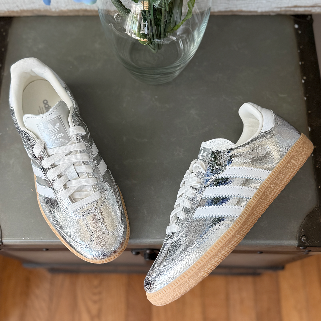 AD Samba OG Femme – Cuir Métallisé Craquelé Argent