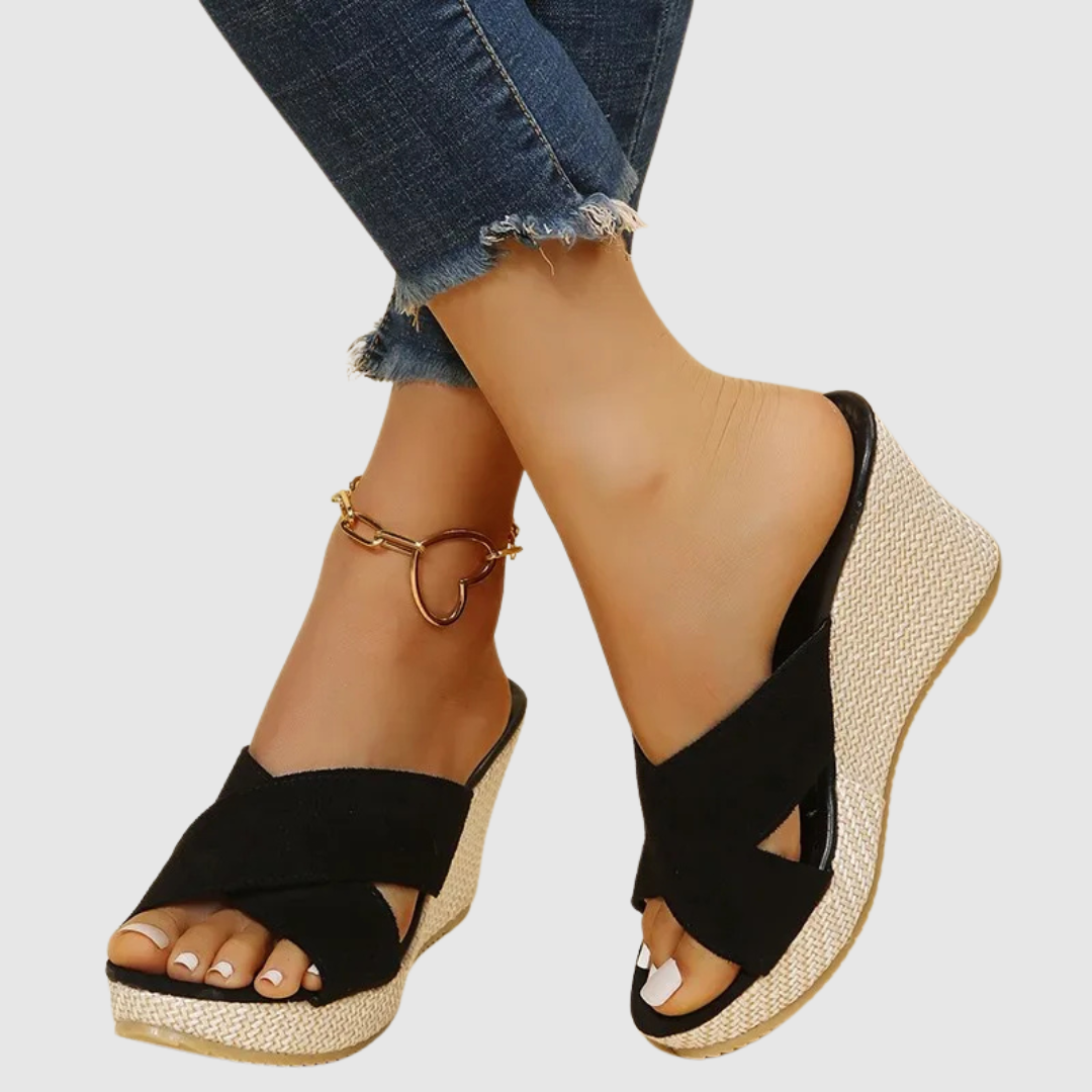 Nives - Eleganti sandali con zeppa