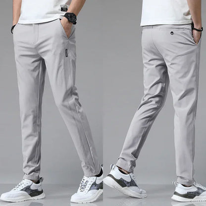 RICCARDO | PANTALONE SLIMFIT ULTRA LEGGERO PER ESTATE E SPORT