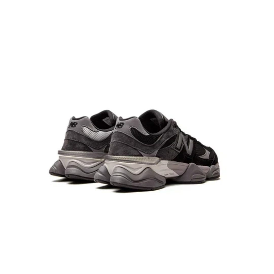 NB 9060 – Noir Castlerock
