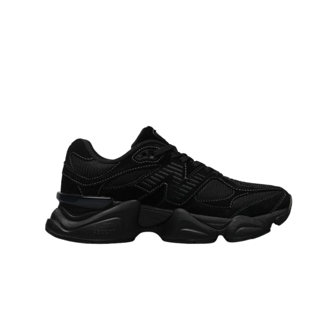 NB 9060 – Full Black Edition