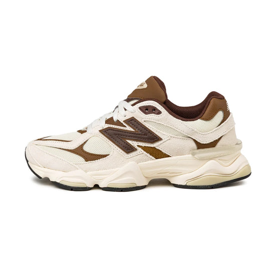 NB 90/60 — 'Breakfast Tea/Angora'