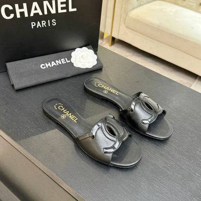 Mules "Rivoli" — Édition Signature