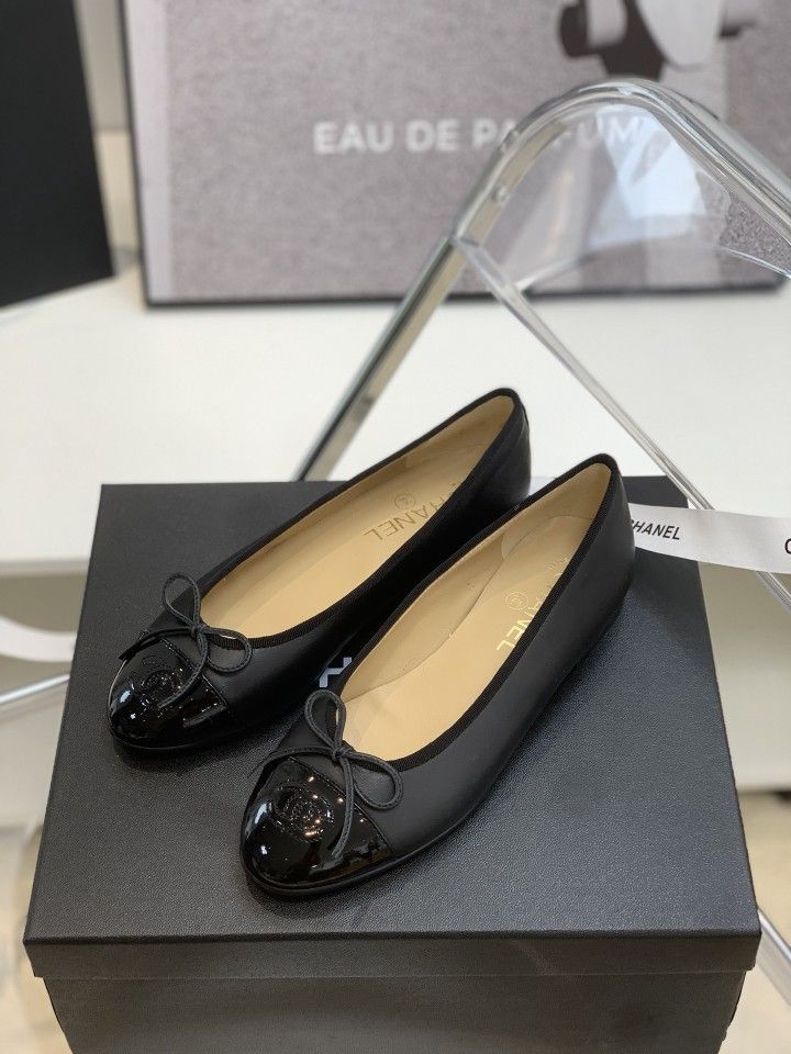 Ballerines "Intemporelles" — Cuir & Daim Signature