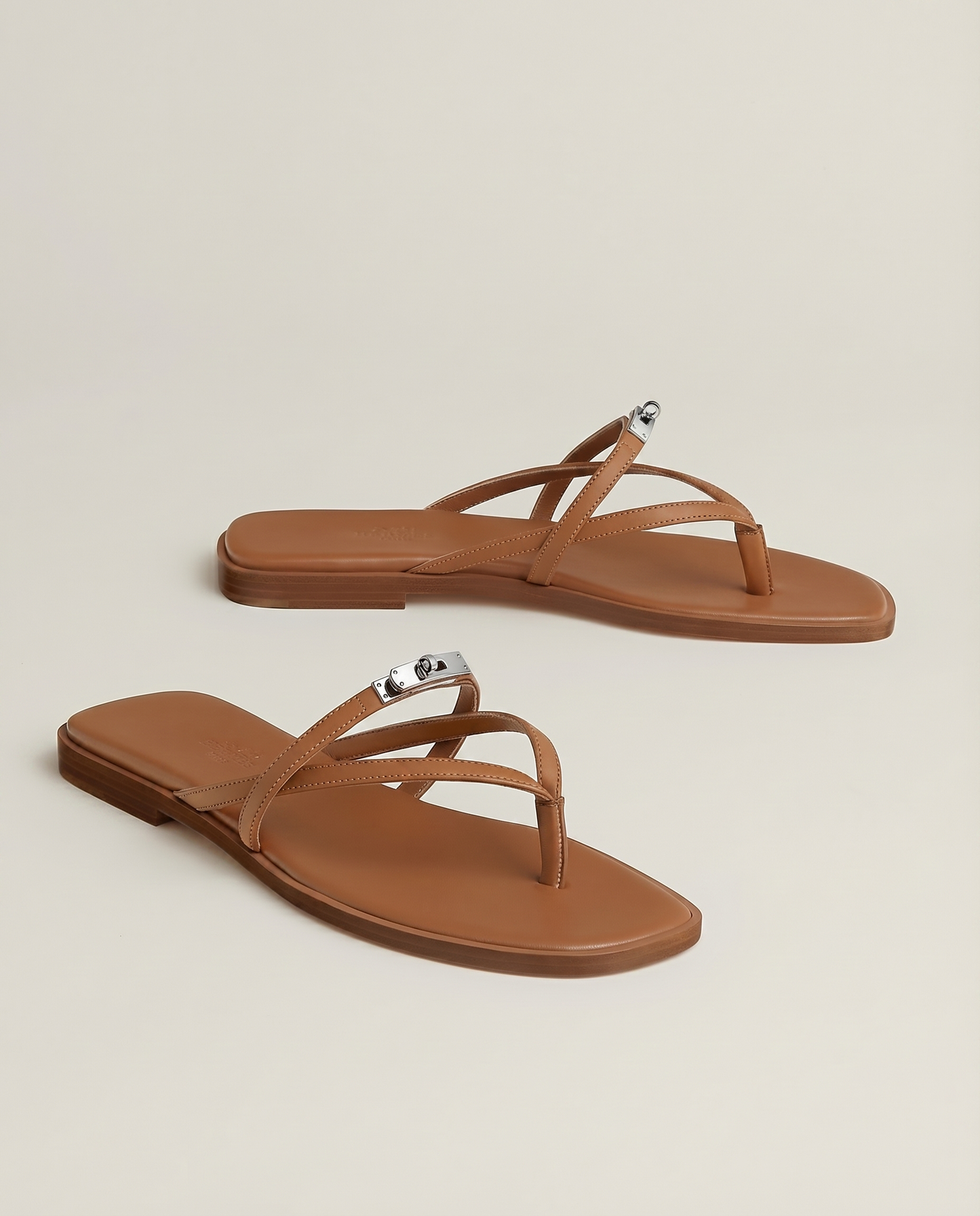 Sandales Signature — L’Incontournable
