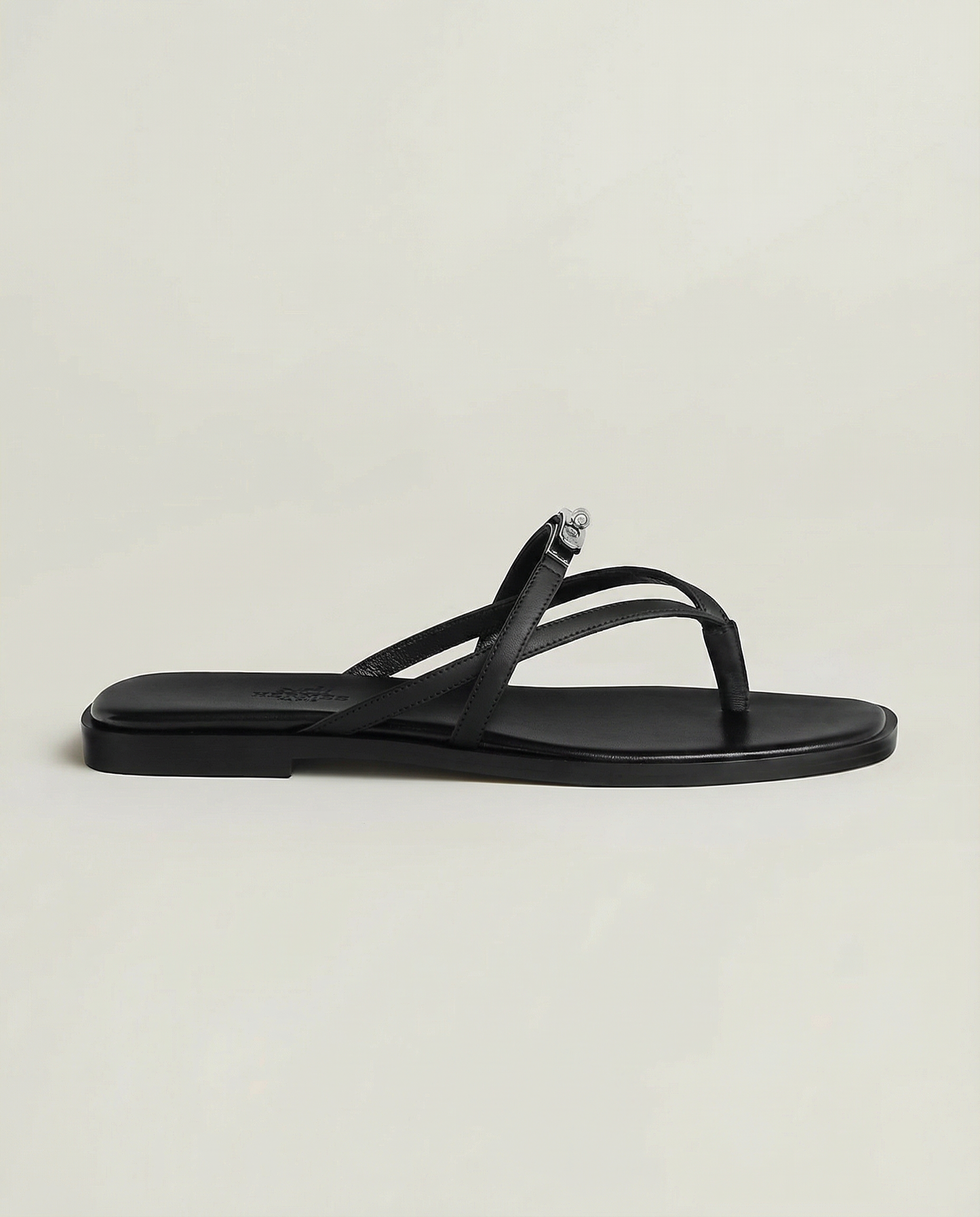Sandales Signature — L’Incontournable